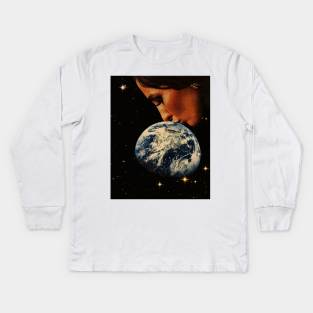 Lovely Planet Kids Long Sleeve T-Shirt